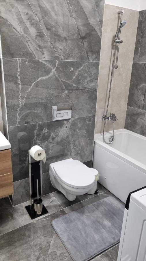 Coresi Luxury Sinuhe Residents Studio For 4 Braşov Esterno foto
