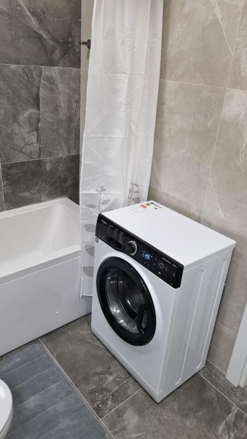 Coresi Luxury Sinuhe Residents Studio For 4 Braşov Esterno foto