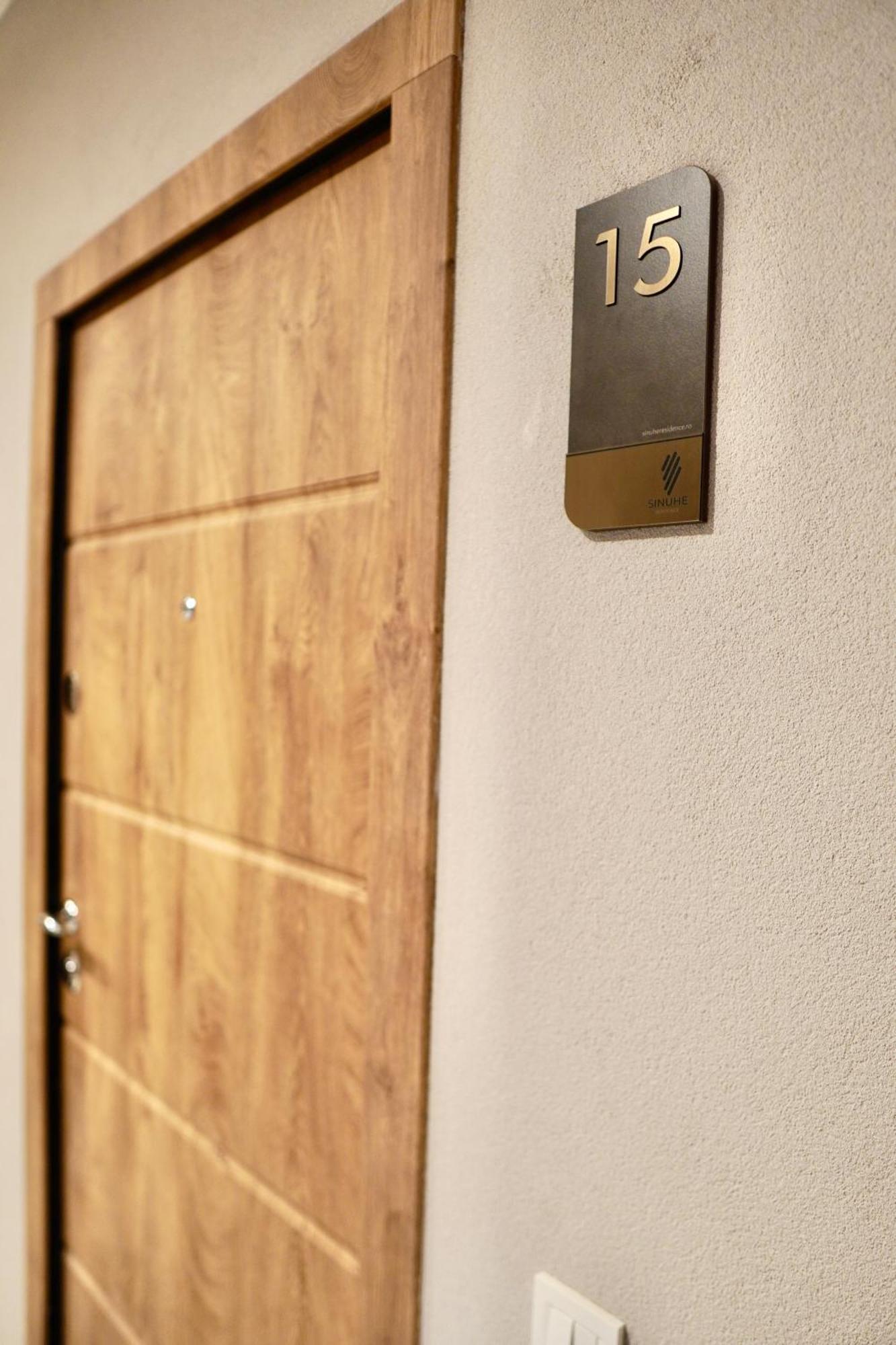 Coresi Luxury Sinuhe Residents Studio For 4 Braşov Esterno foto
