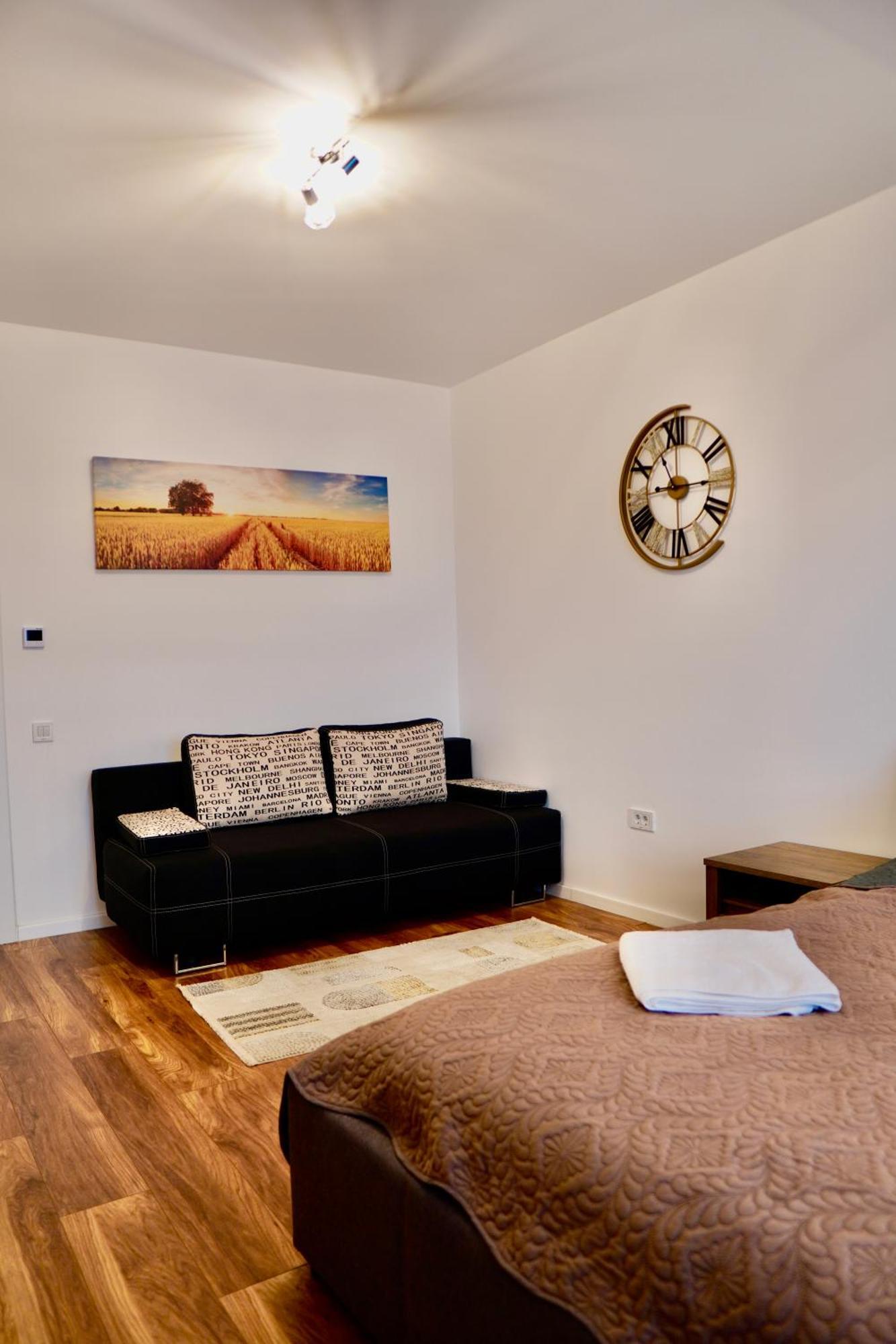Coresi Luxury Sinuhe Residents Studio For 4 Braşov Esterno foto